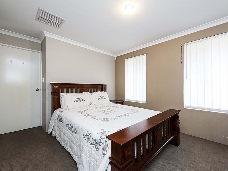 29 Weybridge Drive, Wellard WA 6170