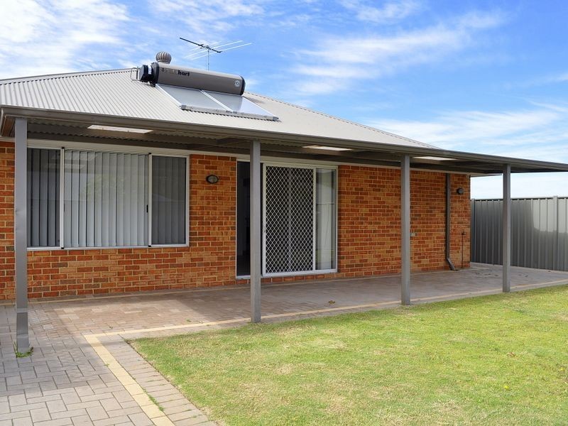 29 Weybridge Drive, Wellard WA 6170