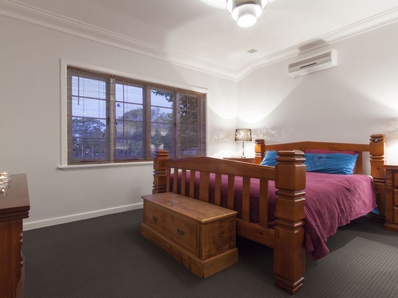 9 Walgreen Crescent, Calista WA 6167