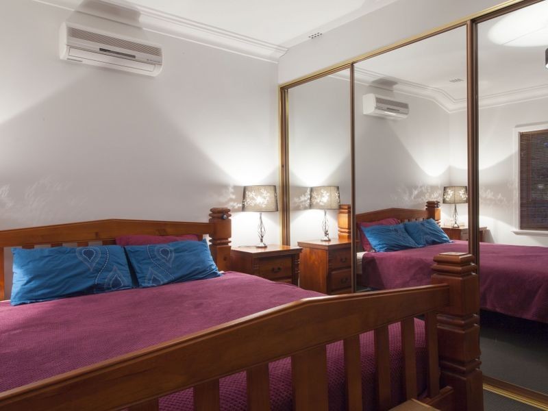 9 Walgreen Crescent, Calista WA 6167