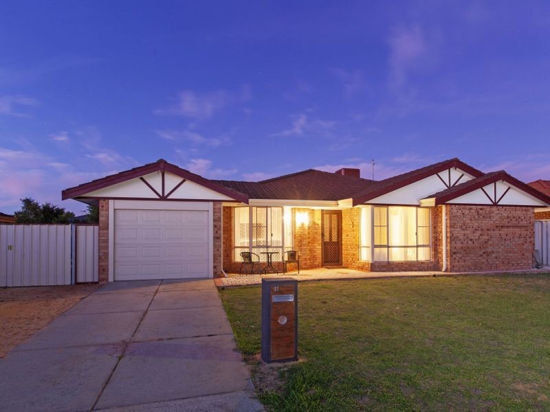 11 Mends Way, Waikiki WA 6169