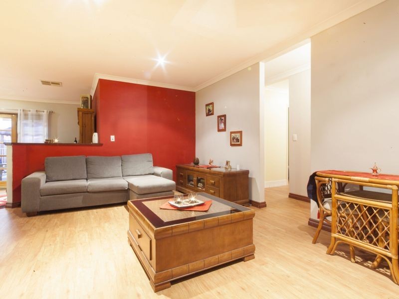 11 Mends Way, Waikiki WA 6169