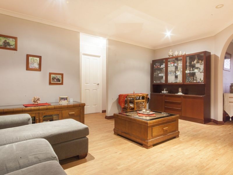 11 Mends Way, Waikiki WA 6169