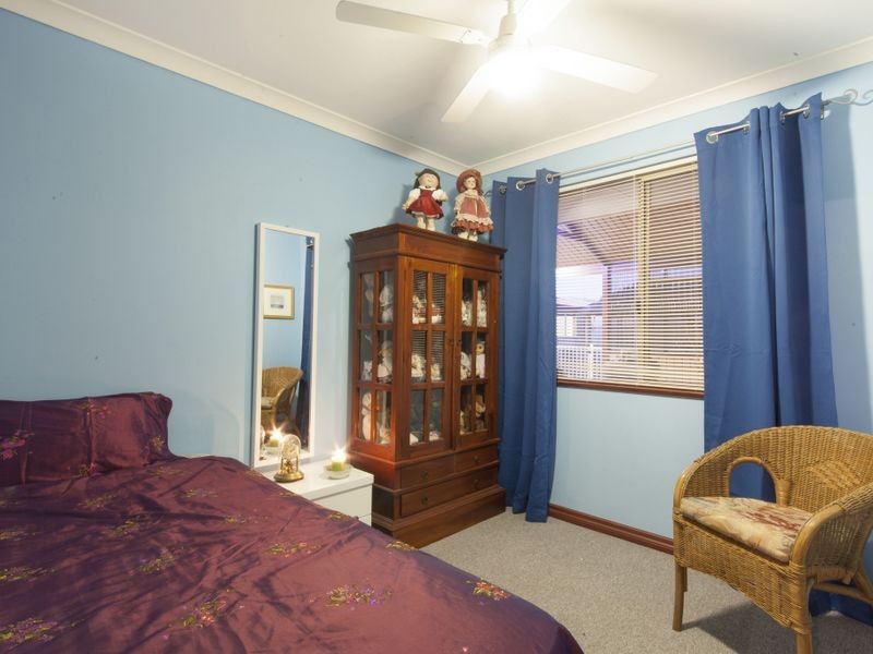 11 Mends Way, Waikiki WA 6169