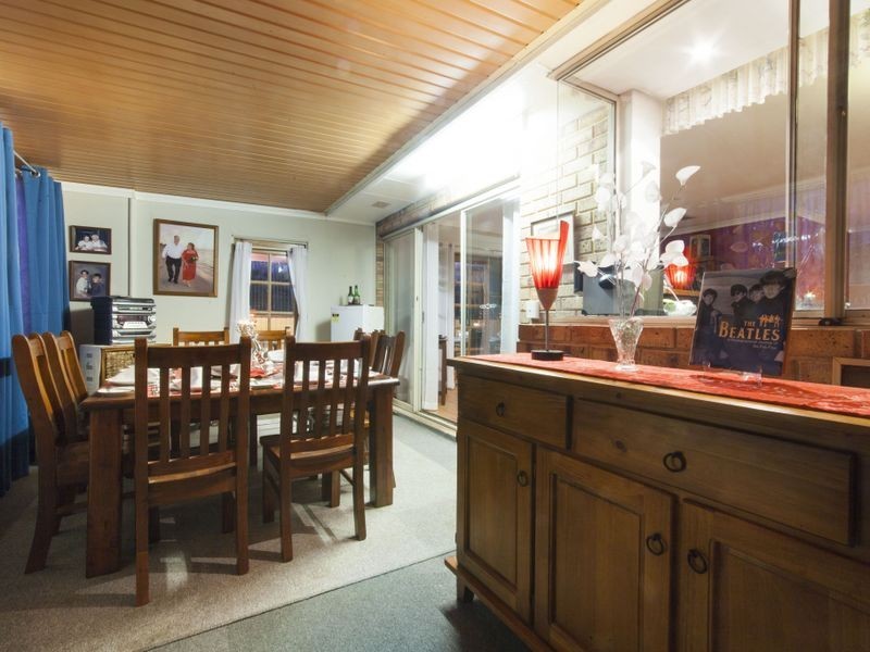 11 Mends Way, Waikiki WA 6169