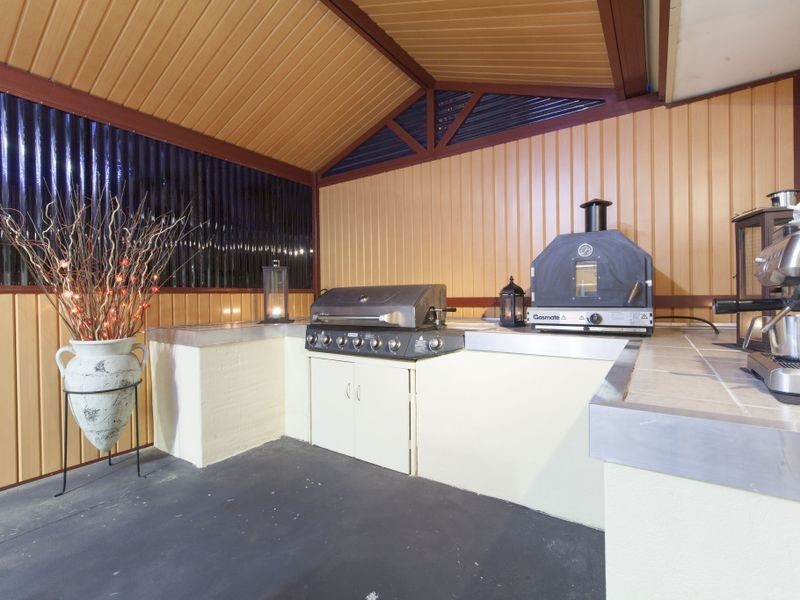 11 Mends Way, Waikiki WA 6169