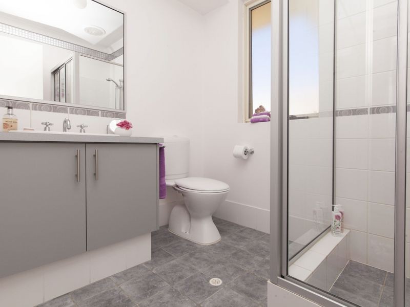 42 Maydwell Way, Calista WA 6167