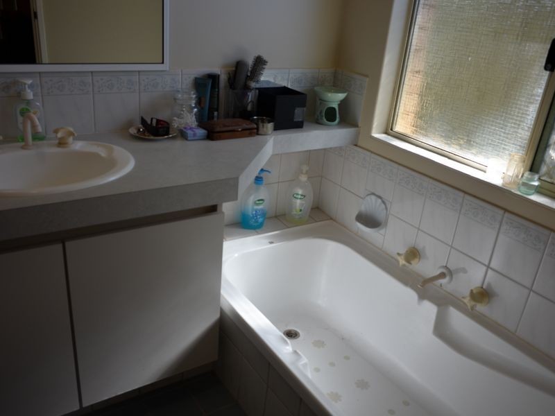 20 Dalrymple Drive, Leda WA 6170