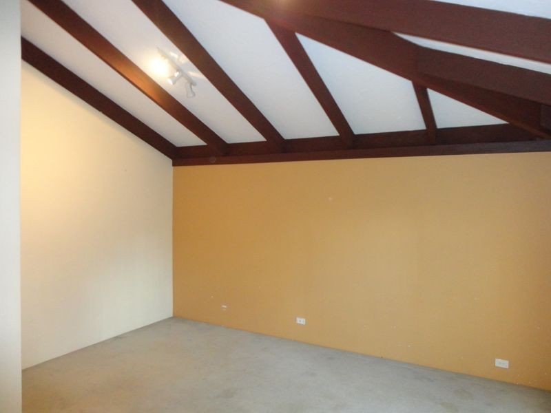 43 Whitebread Way, Leda WA 6170