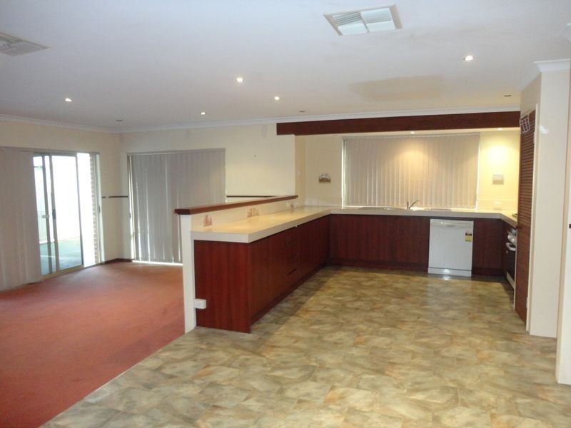 43 Whitebread Way, Leda WA 6170