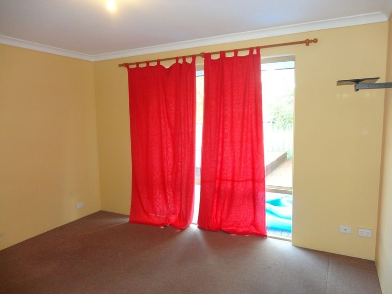 43 Whitebread Way, Leda WA 6170