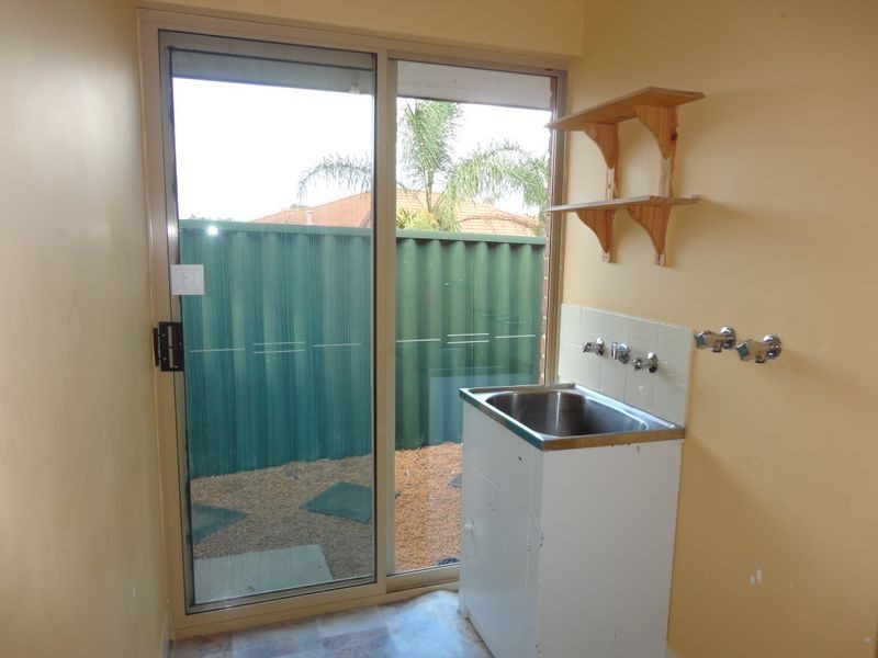 43 Whitebread Way, Leda WA 6170