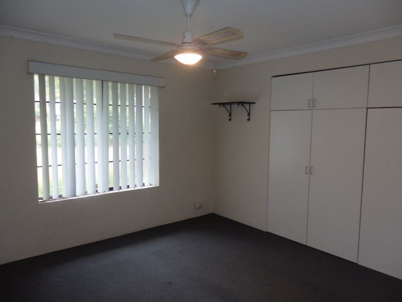 2 Fordred Place, Parmelia WA 6167