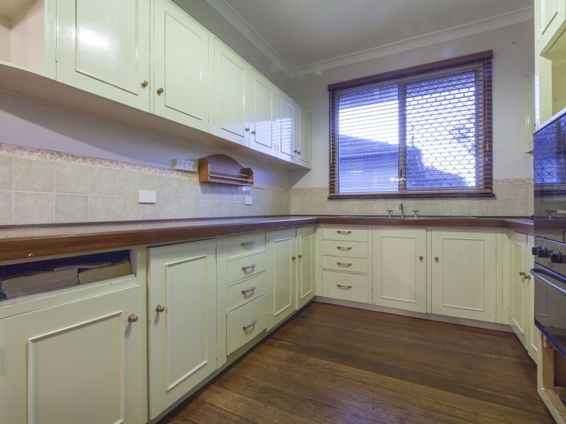 20 Grover Way, Medina WA 6167