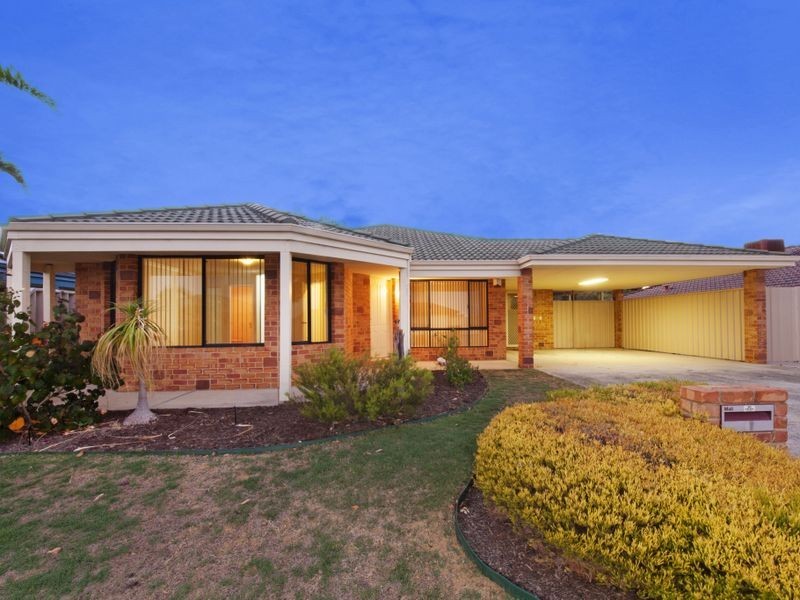 6 Cawdor Lane, Orelia WA 6167