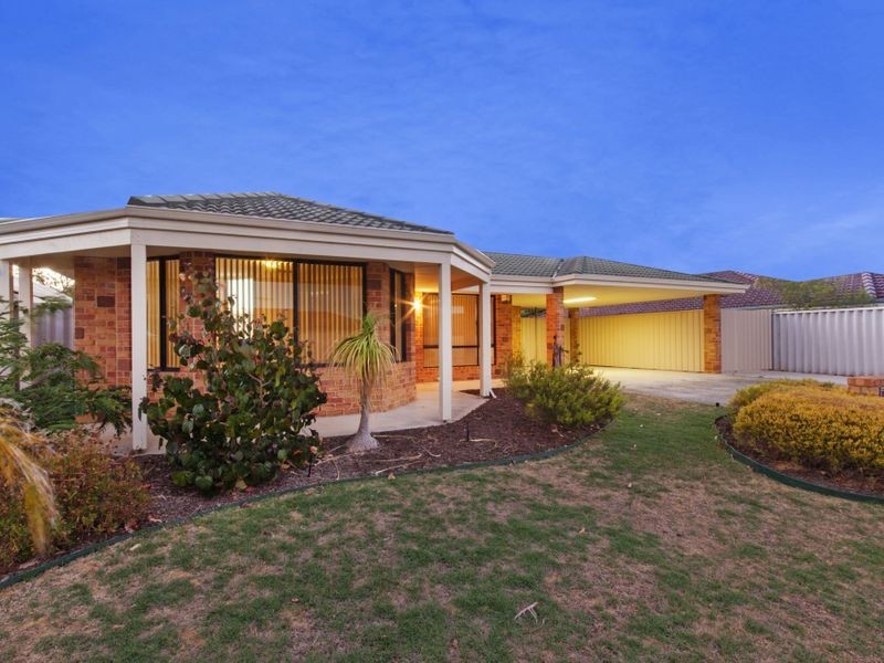 6 Cawdor Lane, Orelia WA 6167