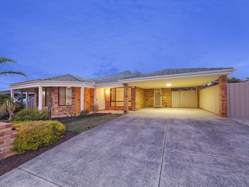 6 Cawdor Lane, Orelia WA 6167