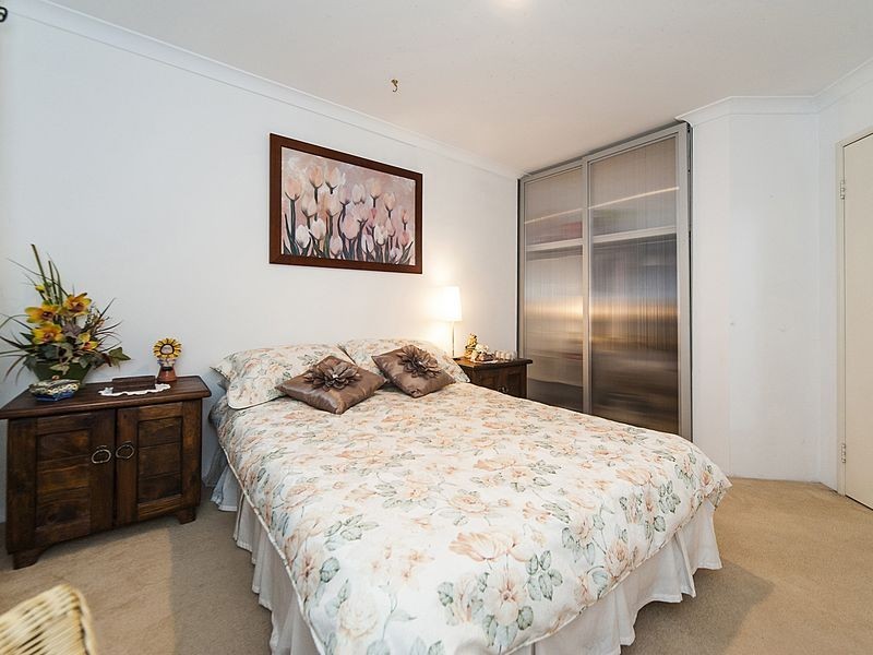 4 Chipperton Road, Bertram WA 6167