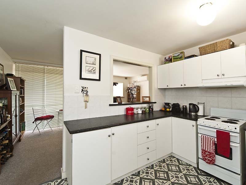 1/21 Clint Way, Calista WA 6167