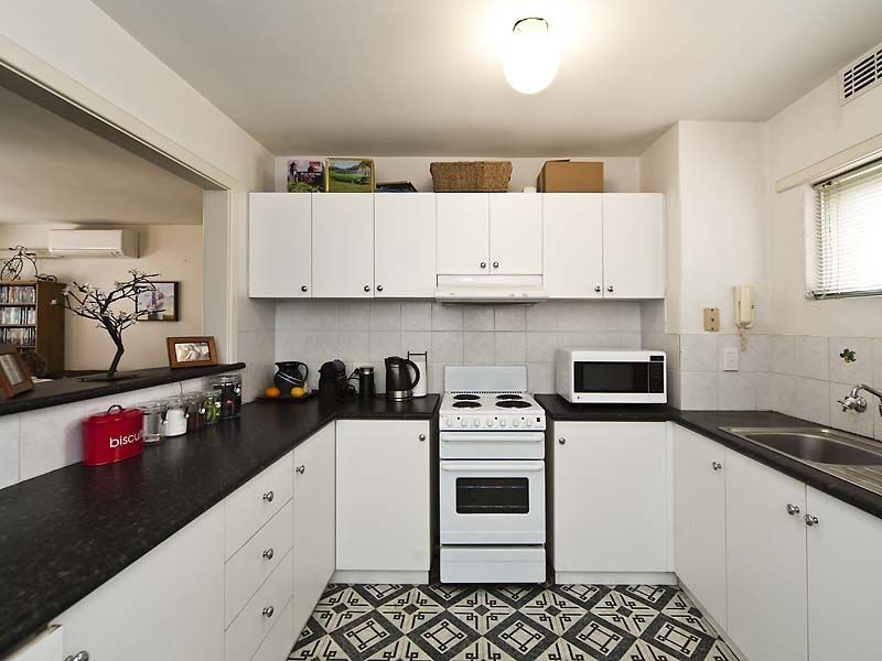 1/21 Clint Way, Calista WA 6167