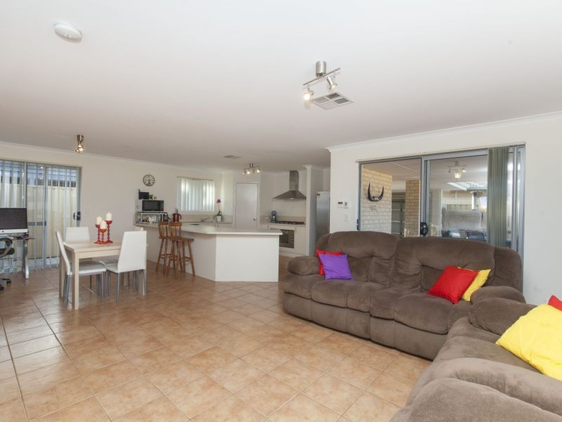 30 Cheltenham Loop, Bertram WA 6167