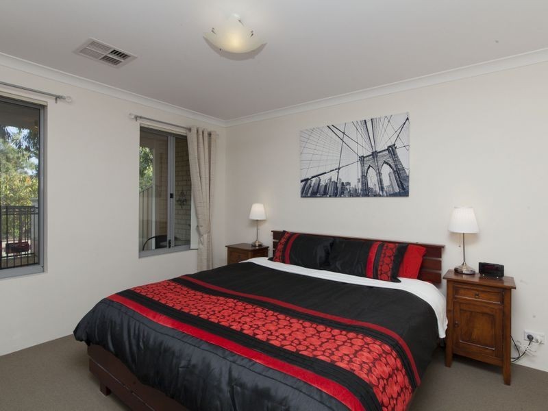 30 Cheltenham Loop, Bertram WA 6167