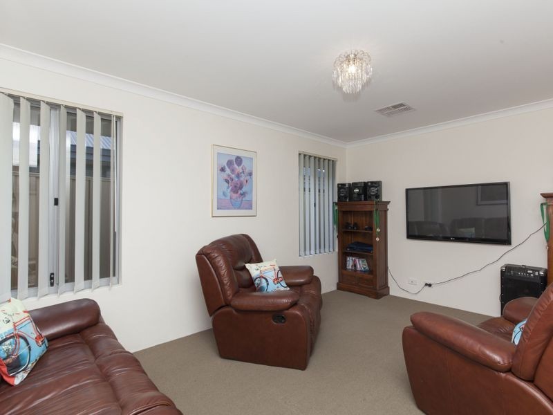 30 Cheltenham Loop, Bertram WA 6167