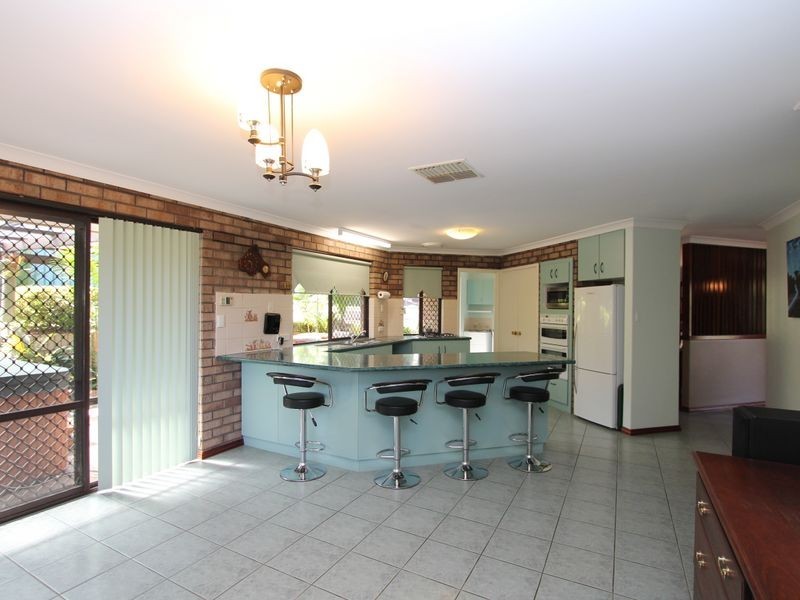 31 Tristram Gardens, Parmelia WA 6167