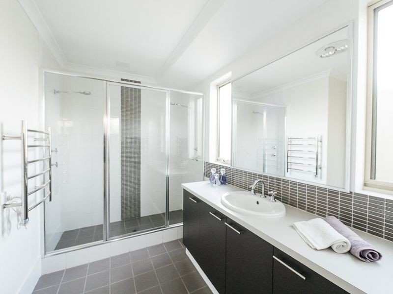 8 Sanctuary Drive, Bertram WA 6167