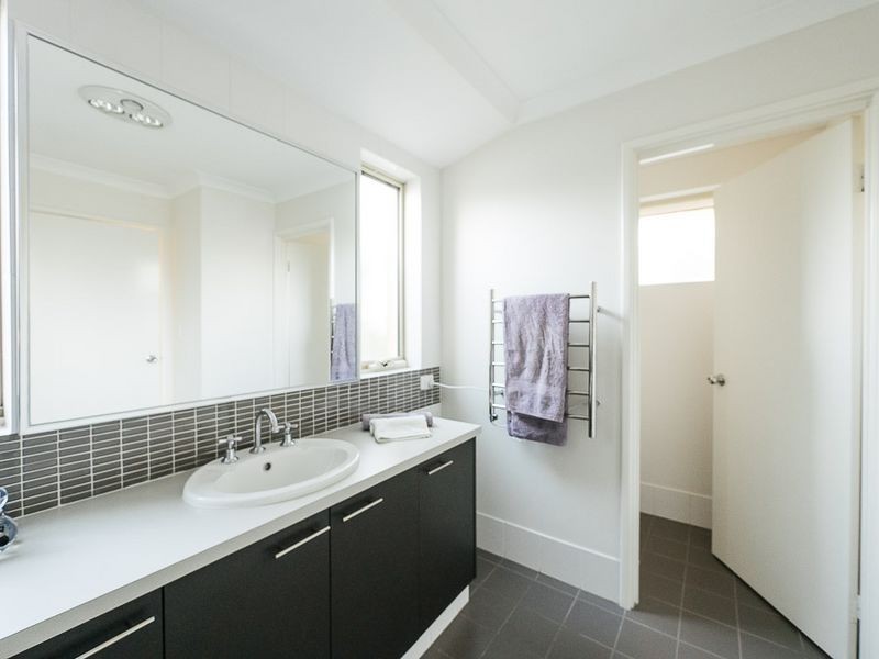 8 Sanctuary Drive, Bertram WA 6167