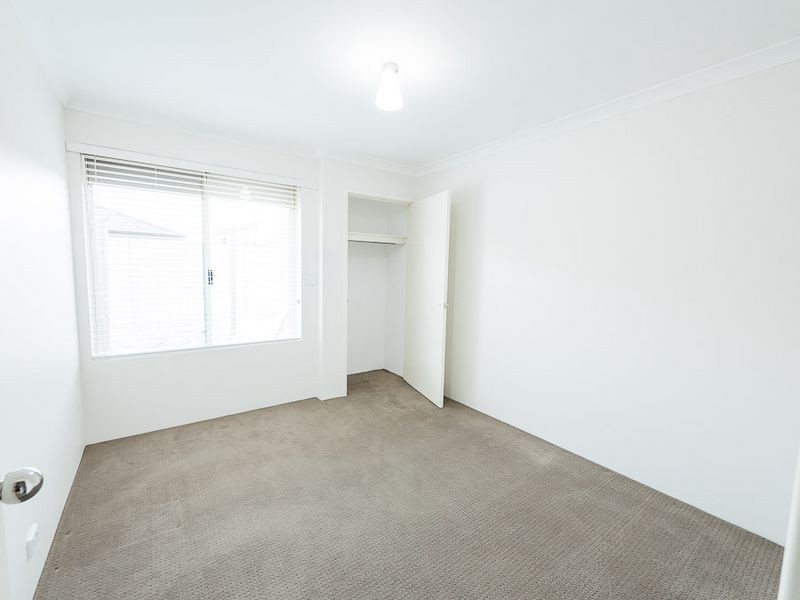 8 Sanctuary Drive, Bertram WA 6167