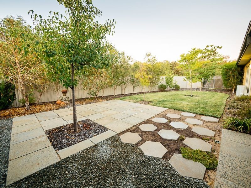 8 Sanctuary Drive, Bertram WA 6167