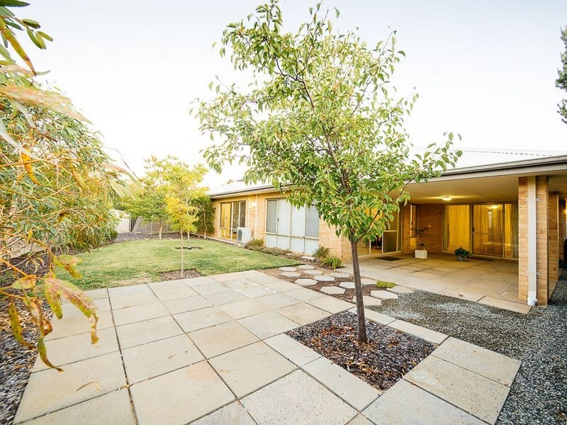 8 Sanctuary Drive, Bertram WA 6167