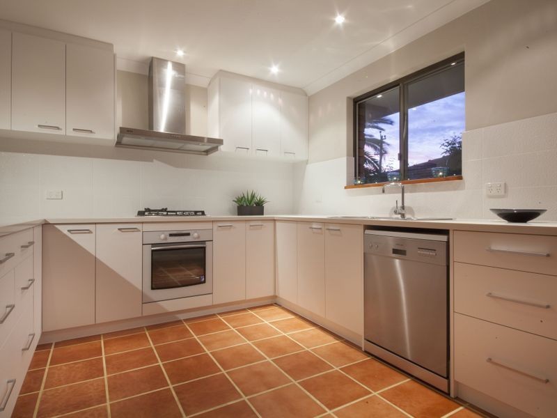 45 Warner Road, Parmelia WA 6167