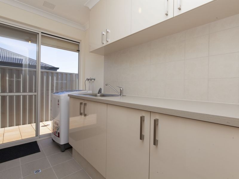 5 Fenians Pass, South Yunderup WA 6208