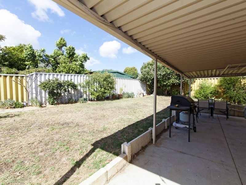 3 Gun Court, Leda WA 6170