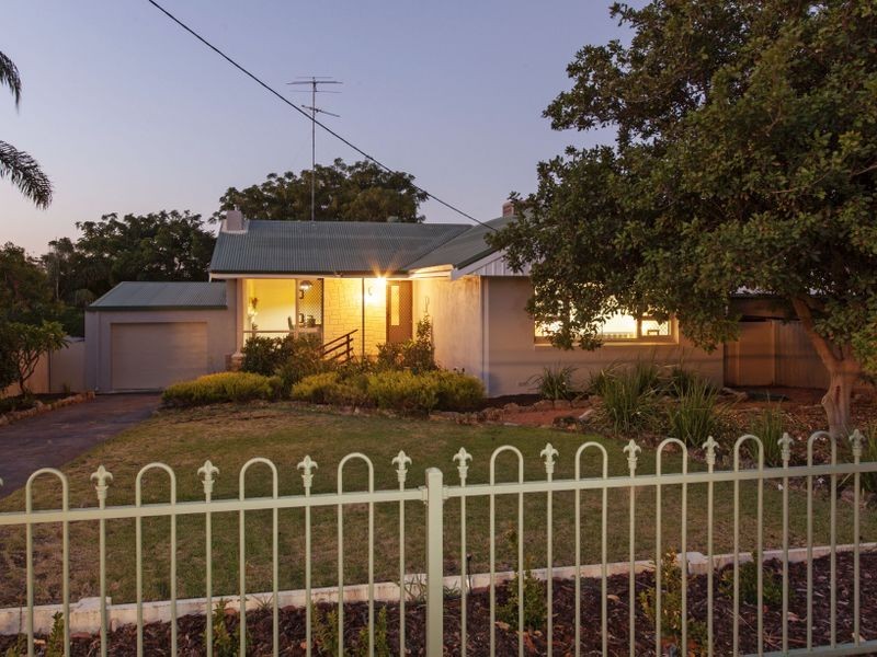 29 Summerton Road, Medina WA 6167