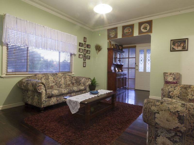 42 Gawler Way, Calista WA 6167
