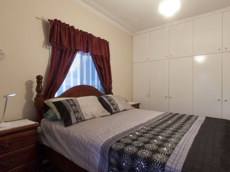 42 Gawler Way, Calista WA 6167