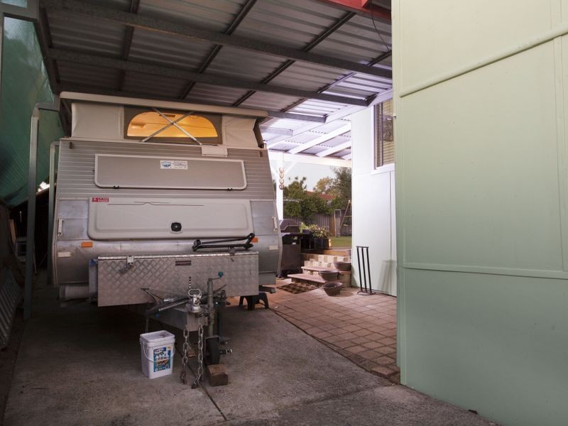 42 Gawler Way, Calista WA 6167