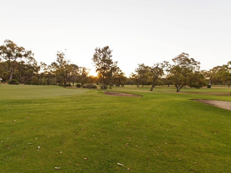 42 Gawler Way, Calista WA 6167