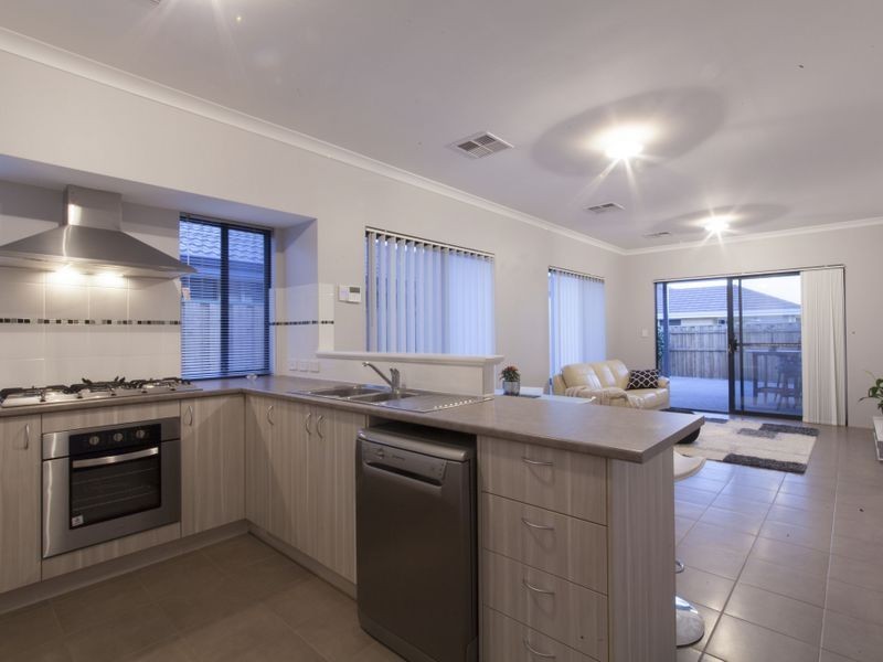 6 Epidote Vista, Wellard WA 6170