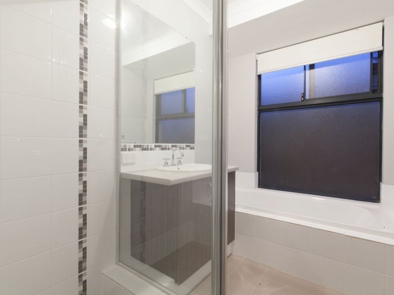 6 Epidote Vista, Wellard WA 6170