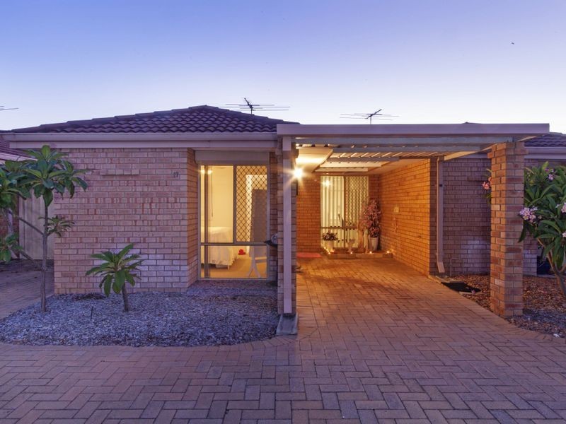 17/98 Simpson Avenue, Rockingham WA 6168