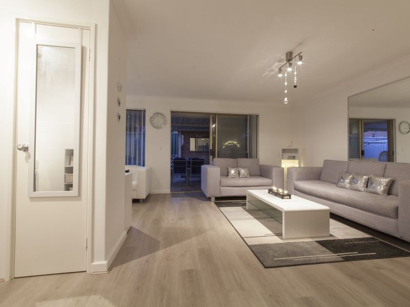 17/98 Simpson Avenue, Rockingham WA 6168