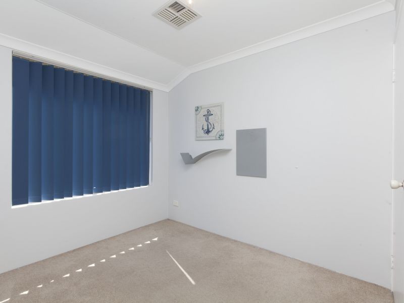 14 Stipling Gardens, Leda WA 6170