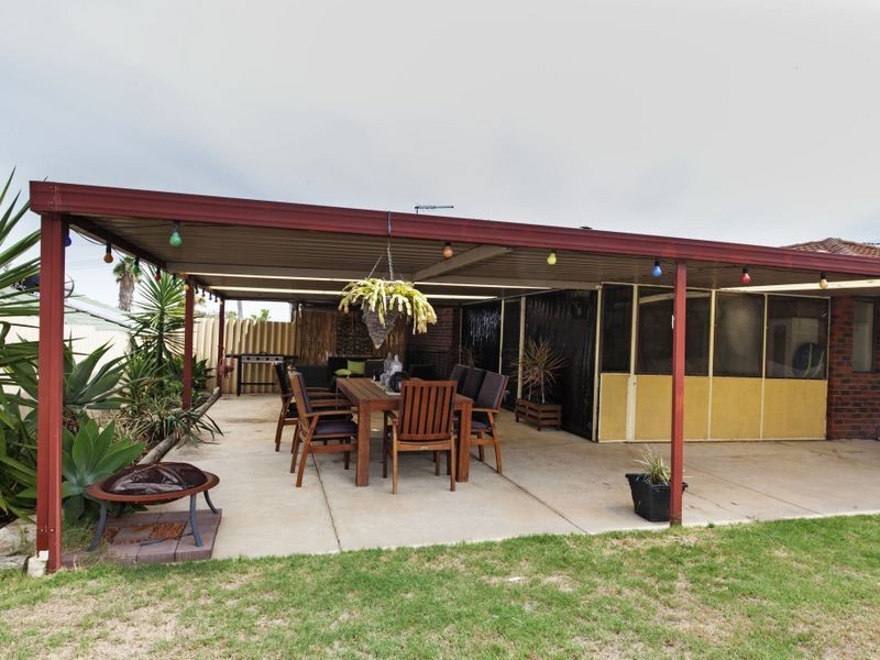 24 Gamblin Way, Parmelia WA 6167