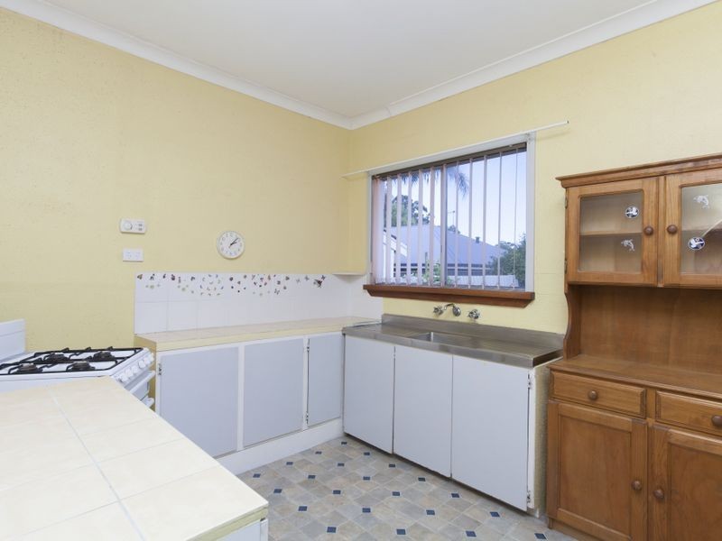 29 Tucker Street, Medina WA 6167