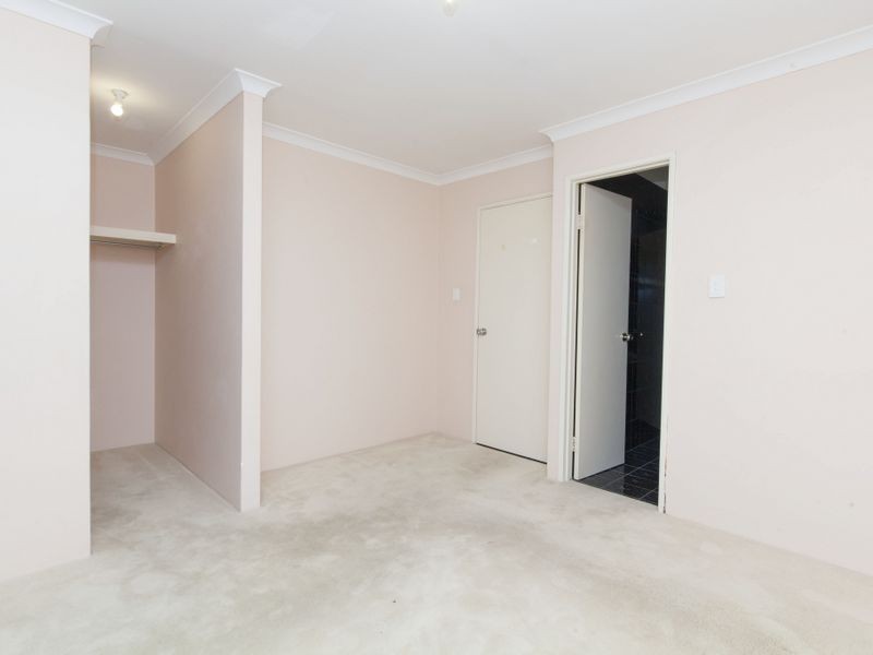 20 Edwards Street, Leda WA 6170