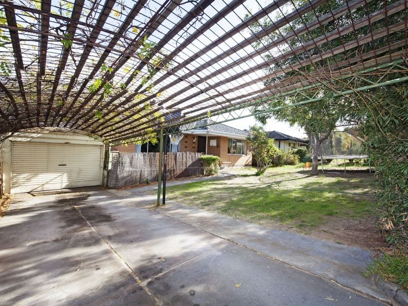 59 Orelia Avenue, Orelia WA 6167